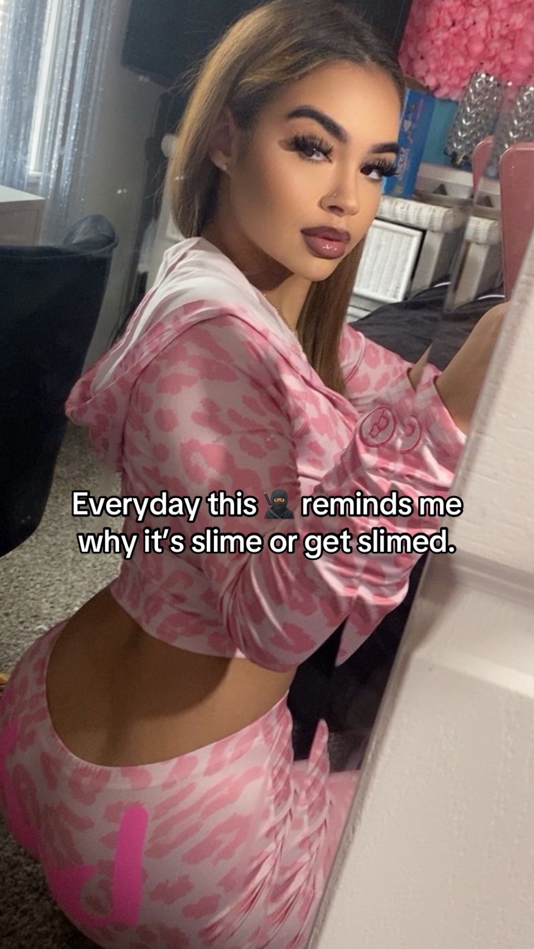 @️