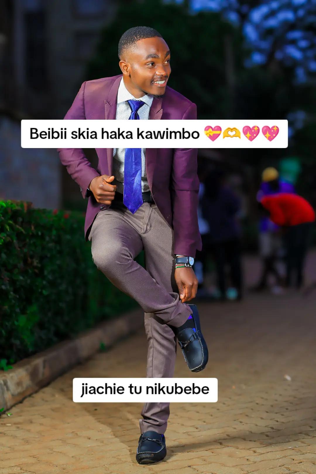 @SMILIE 🥰🤩😍