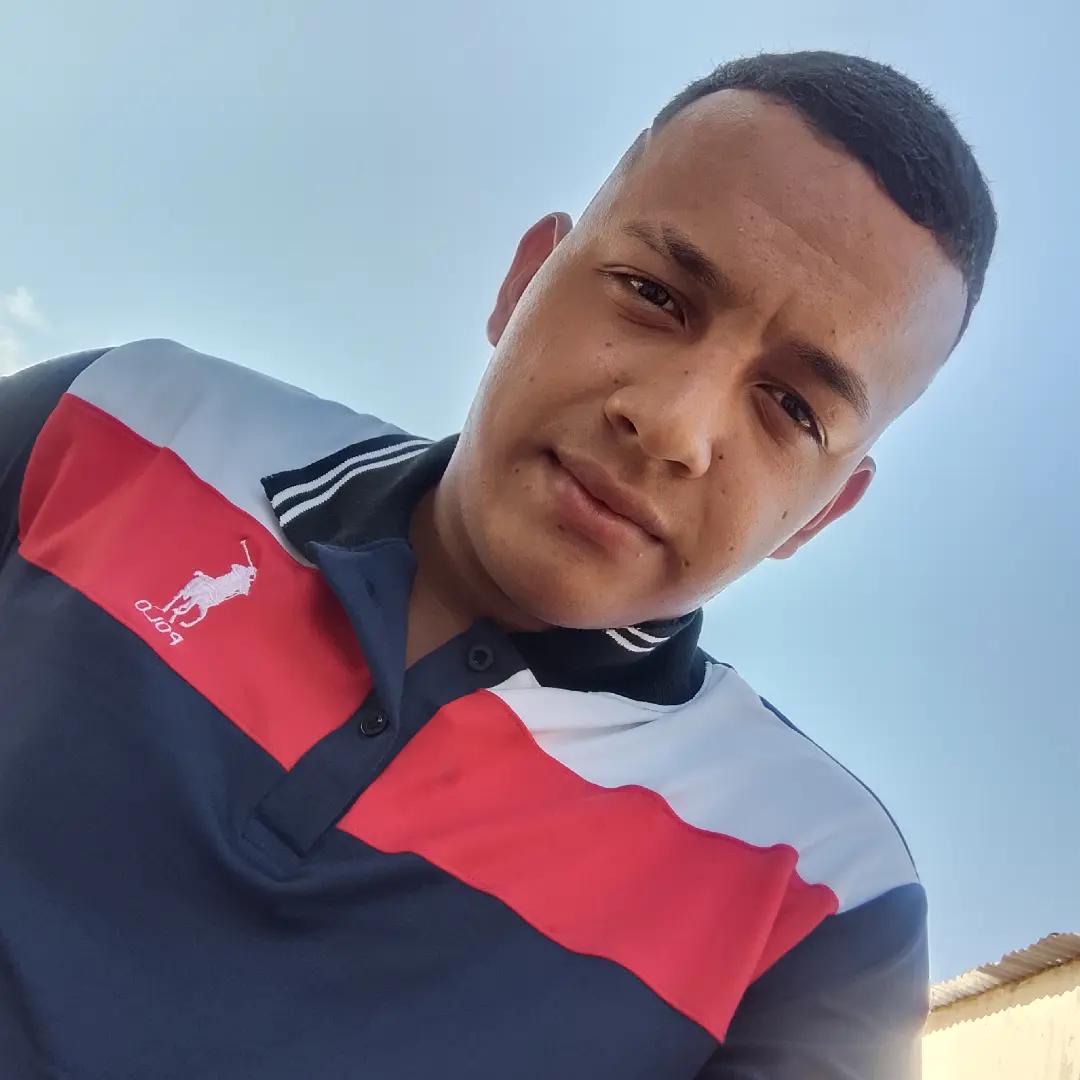 @Ronaikel Villalobos