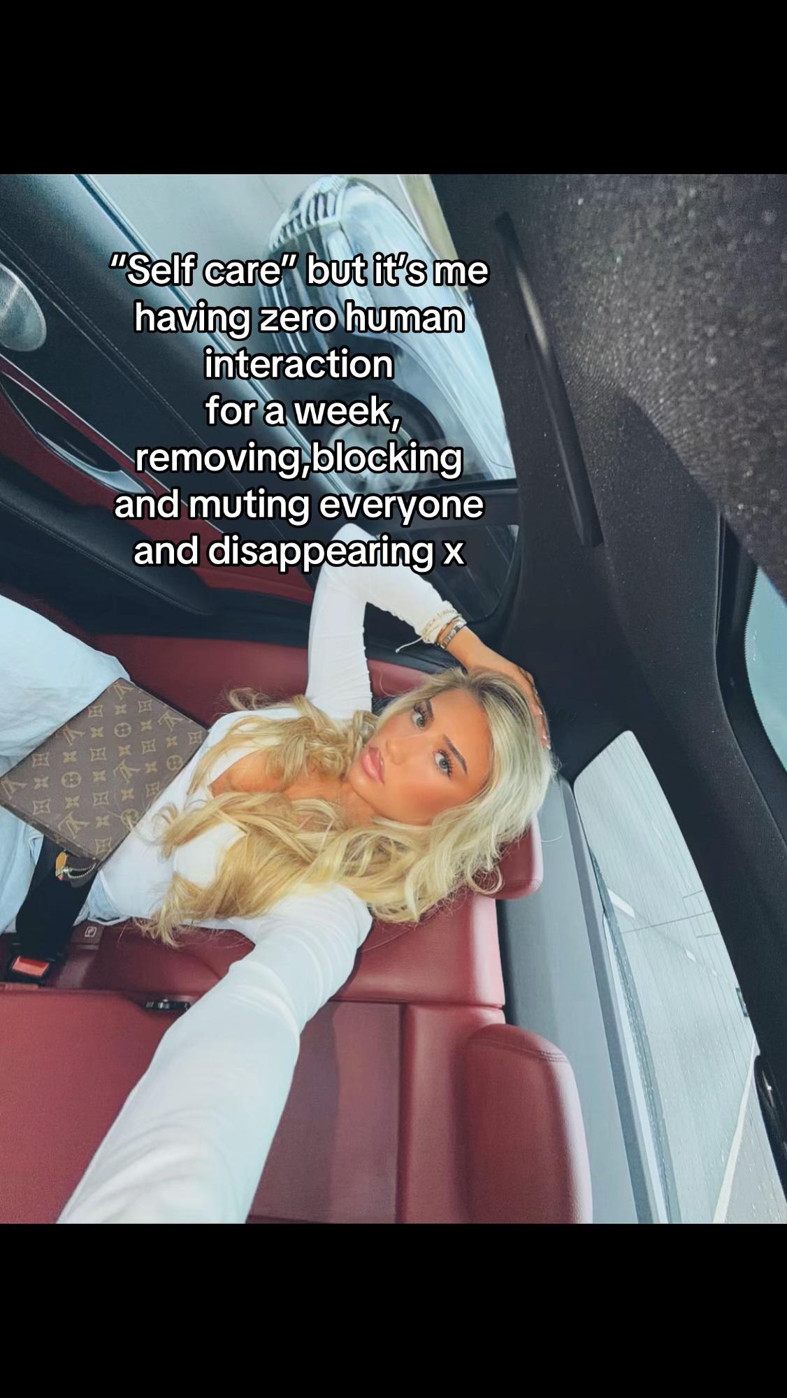 @𝐅𝐫𝐚𝐧𝐤𝐢𝐞 𝐞𝐥𝐥𝐚