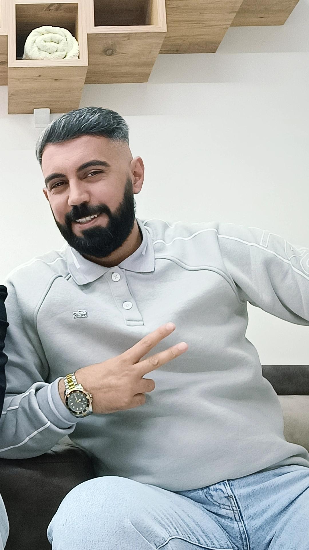 @Ekrem Bayrak21 ✌️