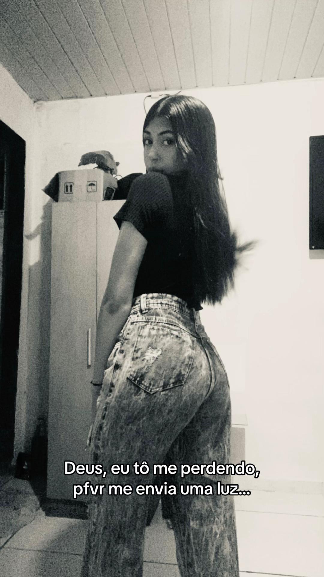 @Claralho 🤑