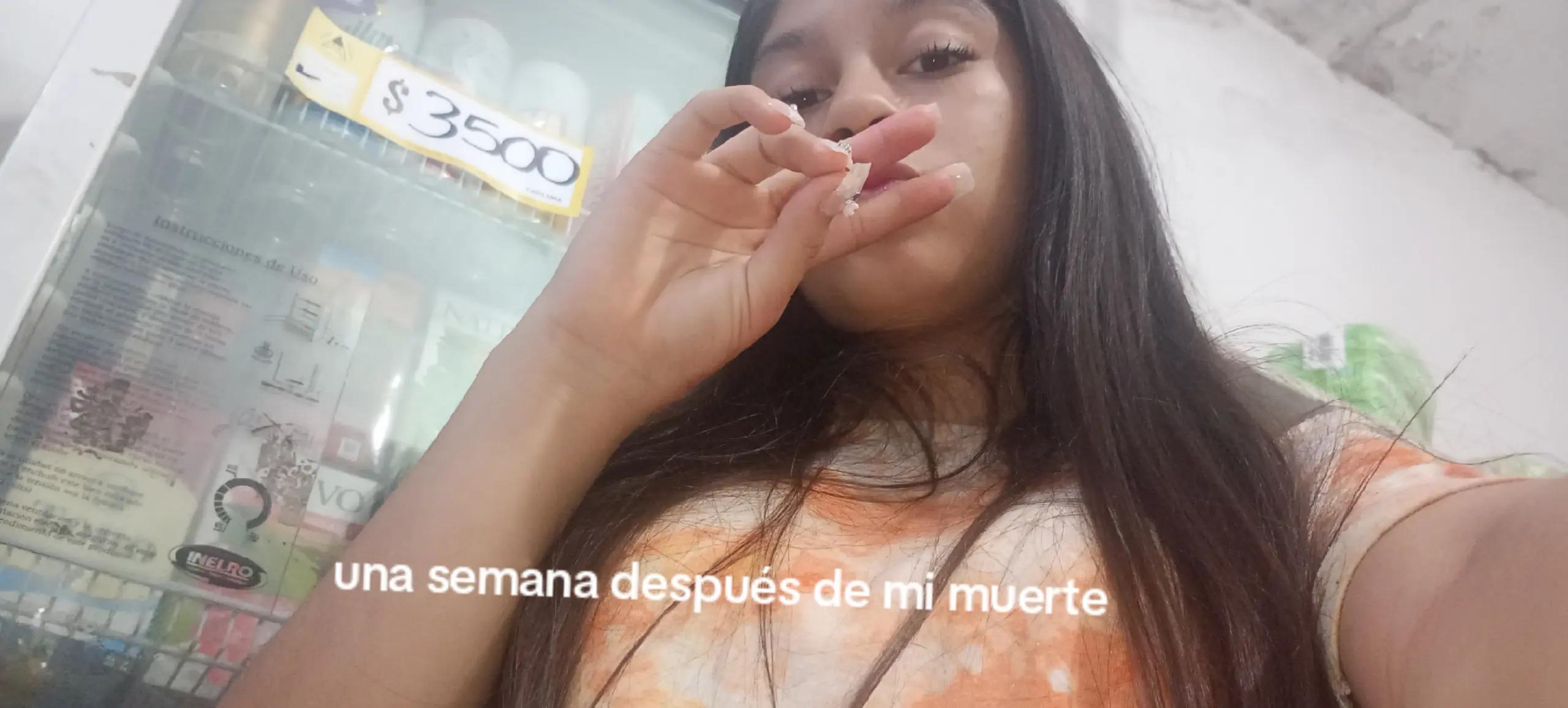 @moni🥴