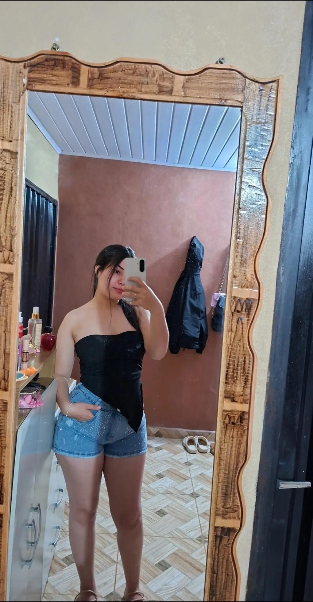 @yessi Castillo