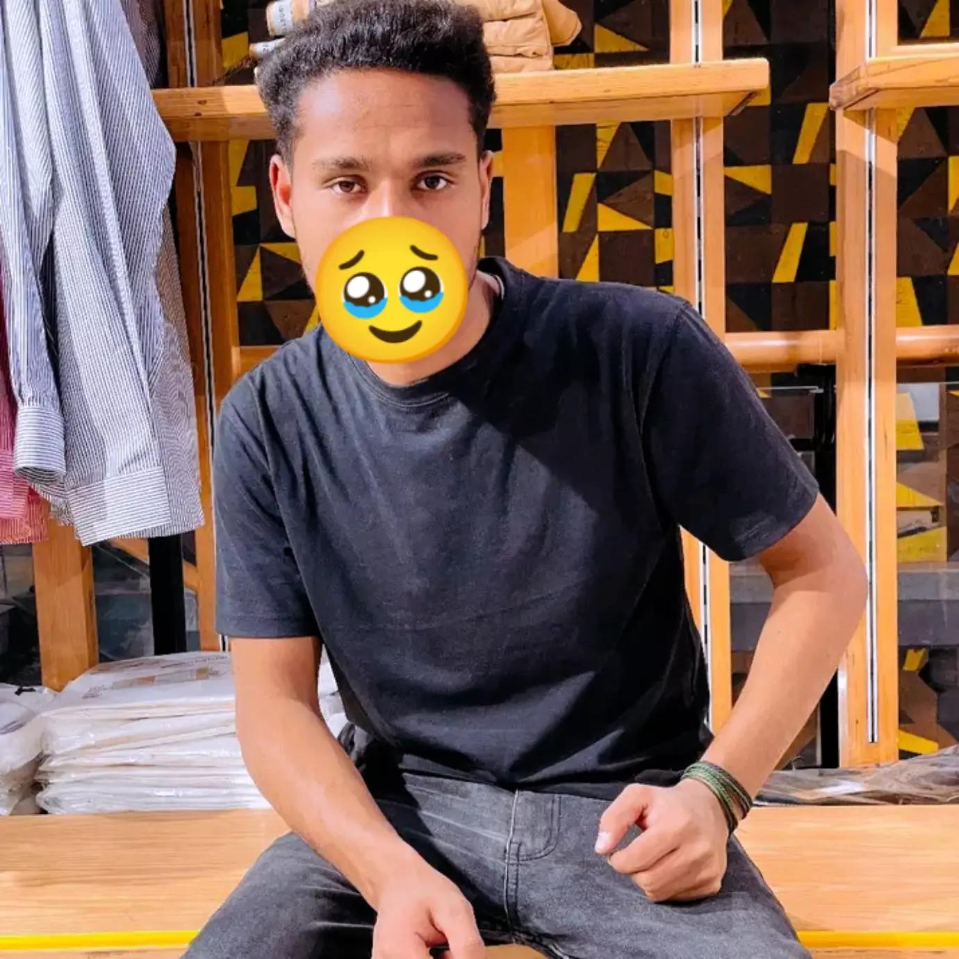 @Momin kharal👑