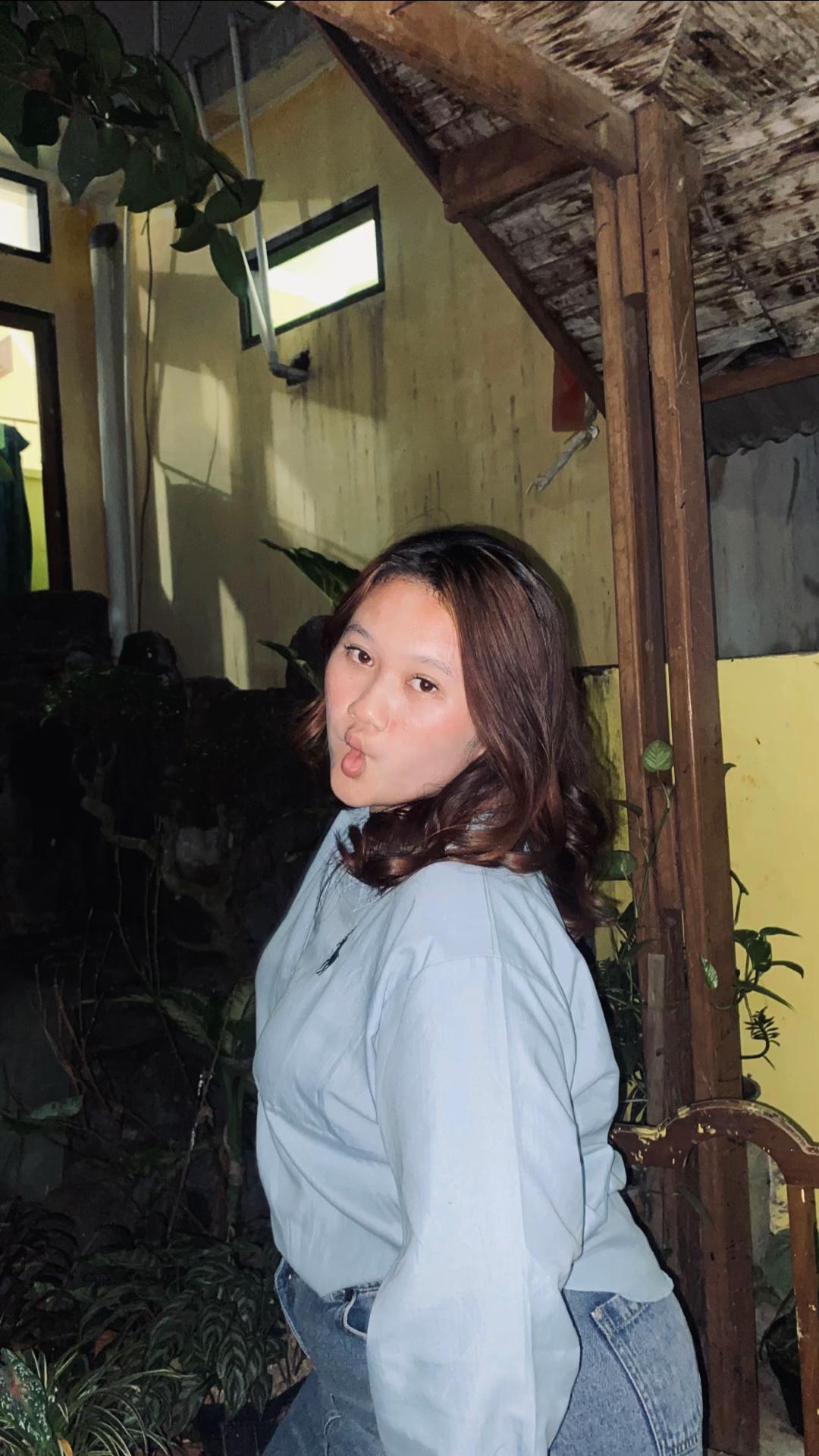 @Ririn adelia🦄🦄