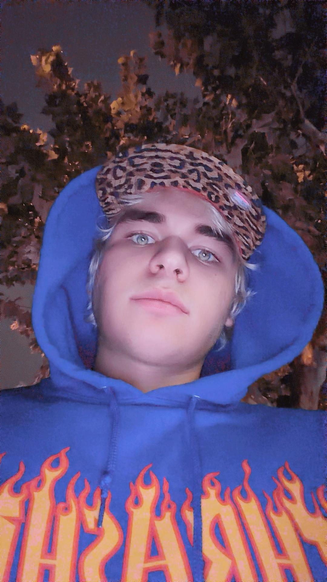 @☆꧁♛𝒱𝐼𝒫♛꧂☆