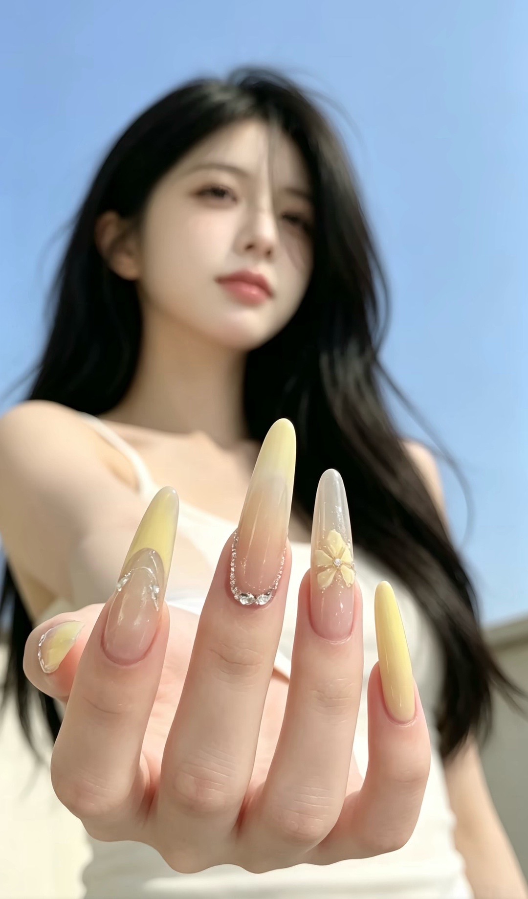 @mie mie nails(နန်းရွှေဝါ)