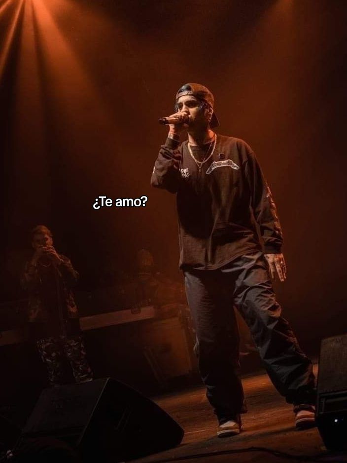 @♫︎