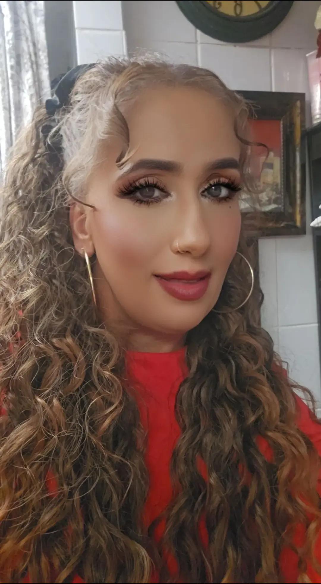 @Sabrina