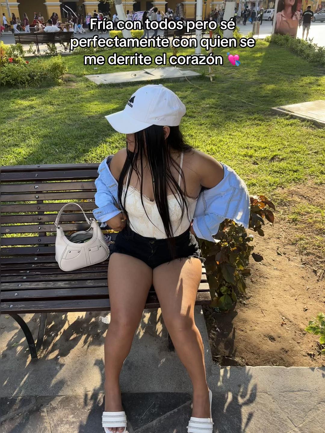 @yulisa sanchez
