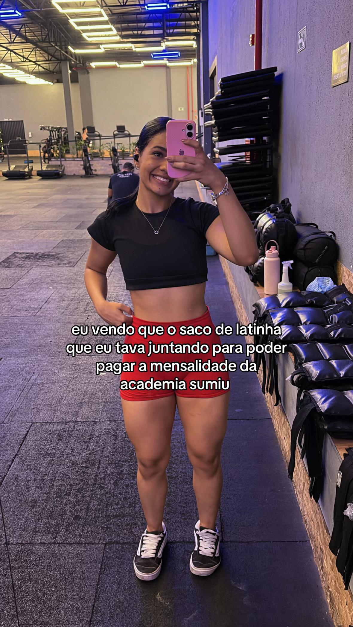 @ysla_queirozzz