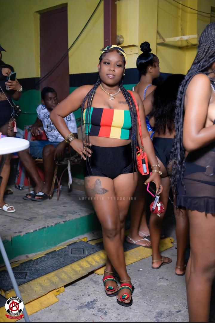 @BLACK GYAL💰💸❤