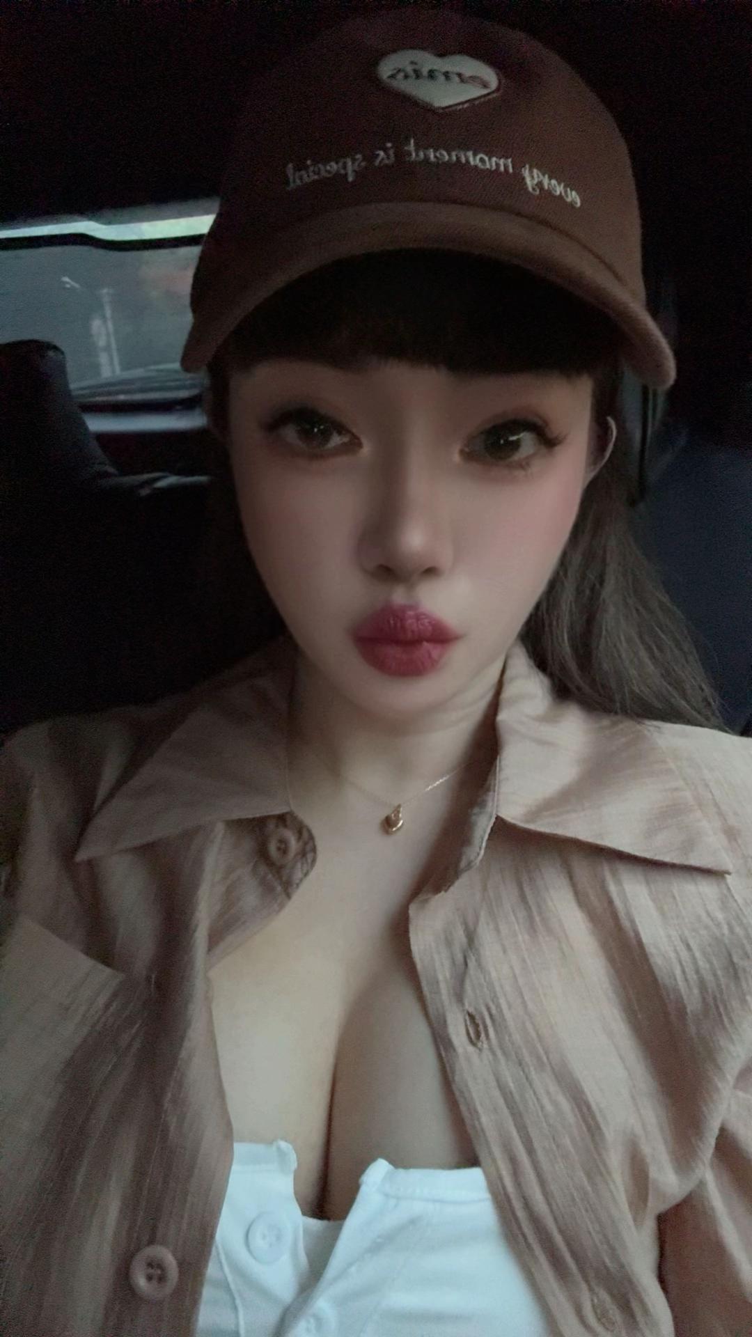 @我是凱莉兒👻Kelly是我
