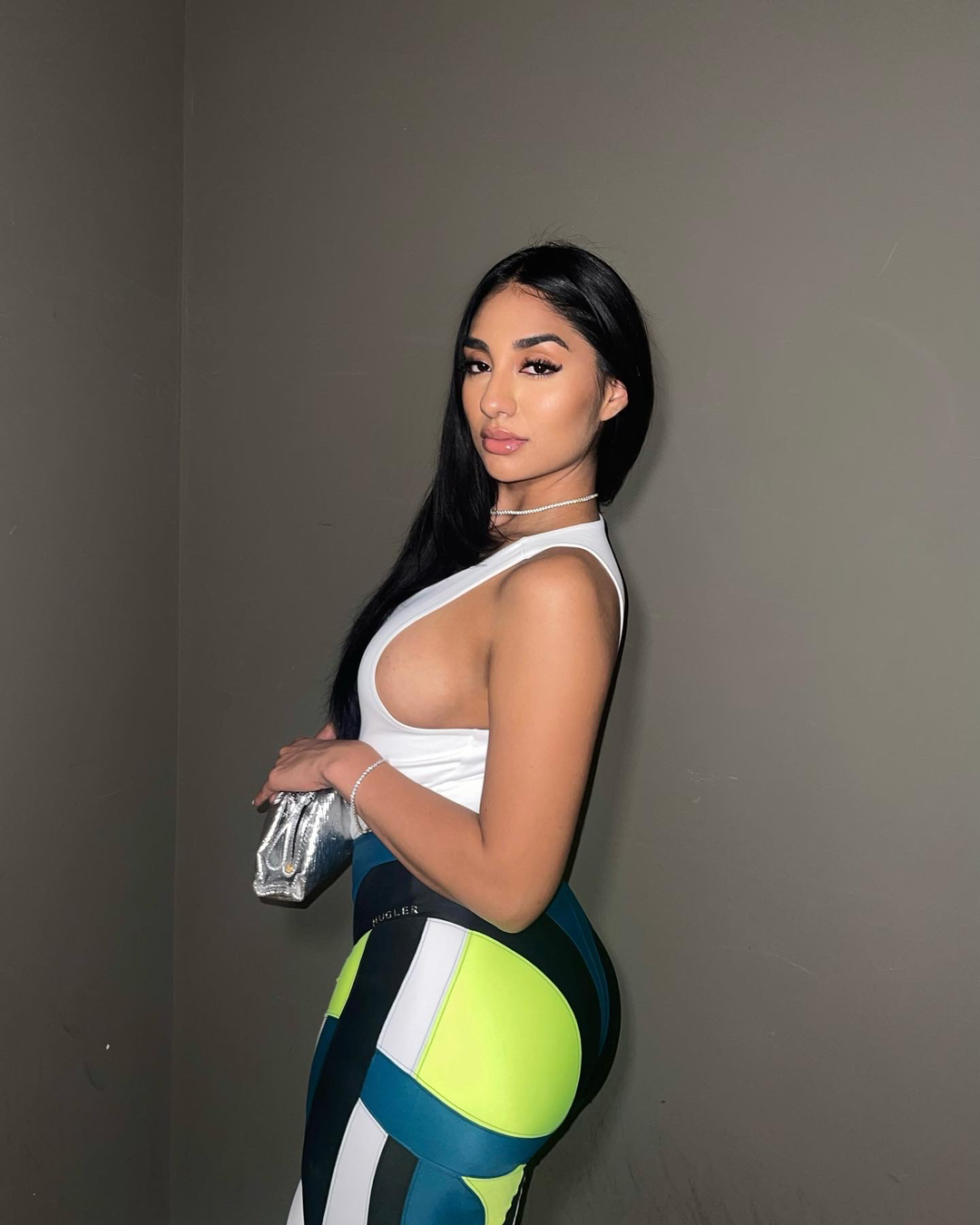 @irina_arias