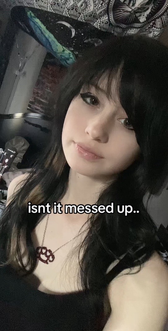 @☠︎︎