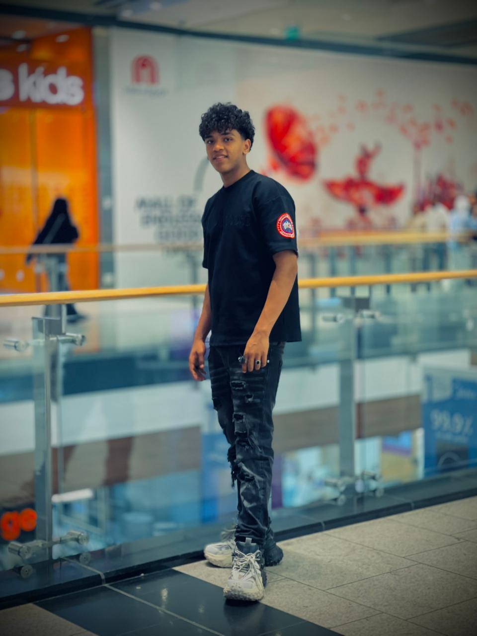 @𝒂𝒍𝒓𝒚𝒔☠𝒎𝒐𝒛𝒂