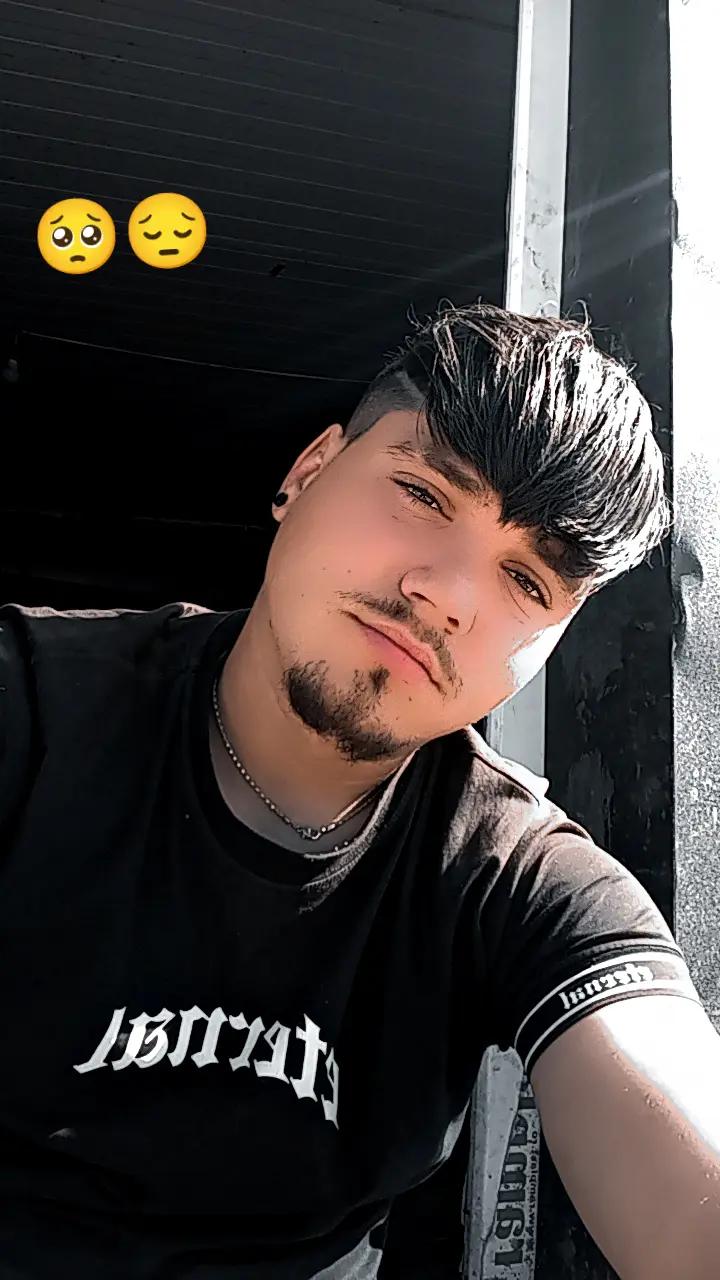 @Cătălin&hearts;️🧨