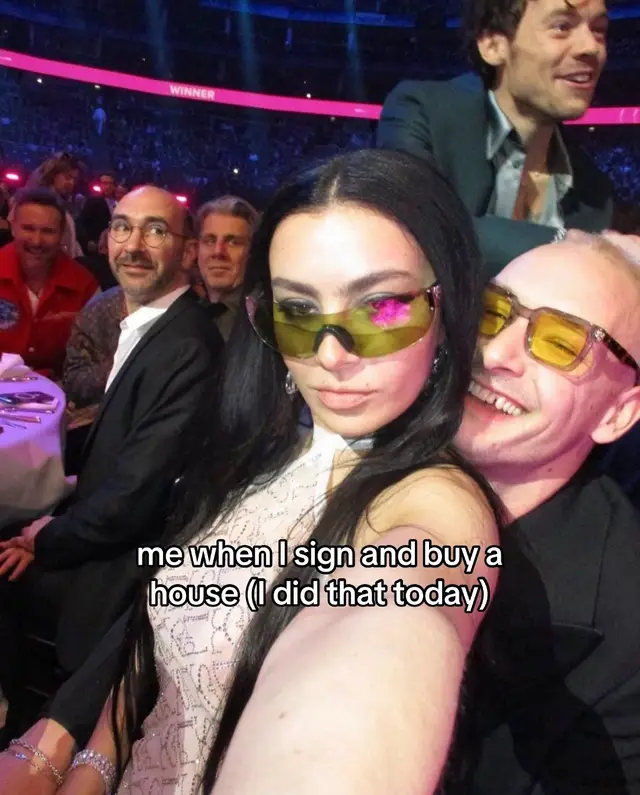 @espeon_360