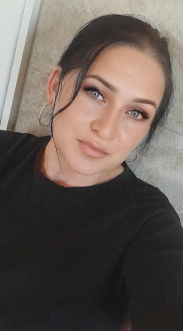 @Georgiana❤️G 🧡