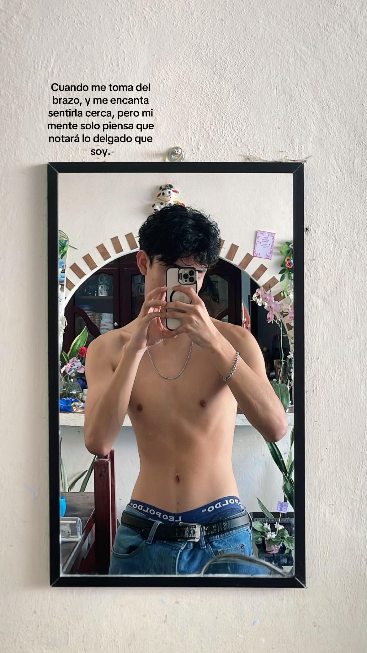 @Angxl