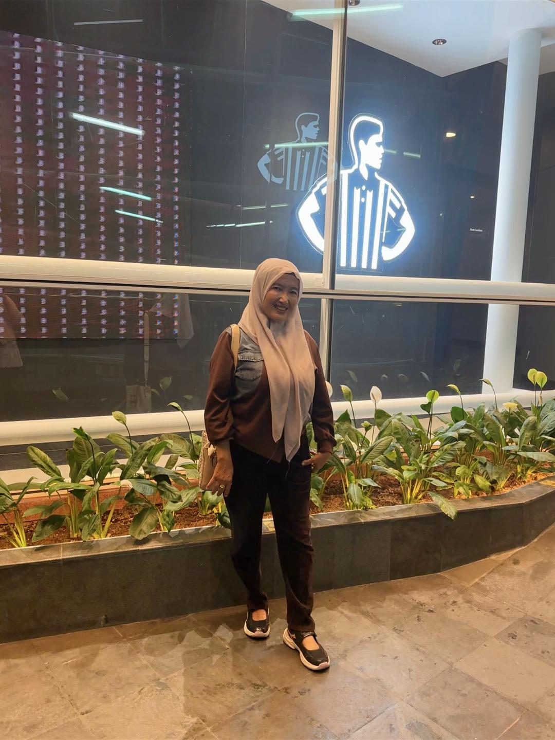 @Putri