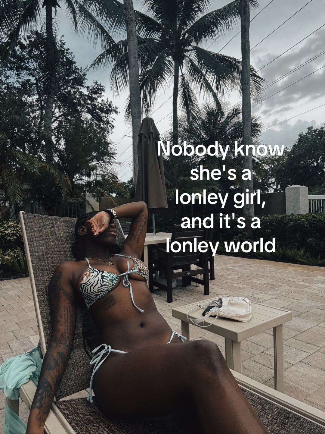 @Selena