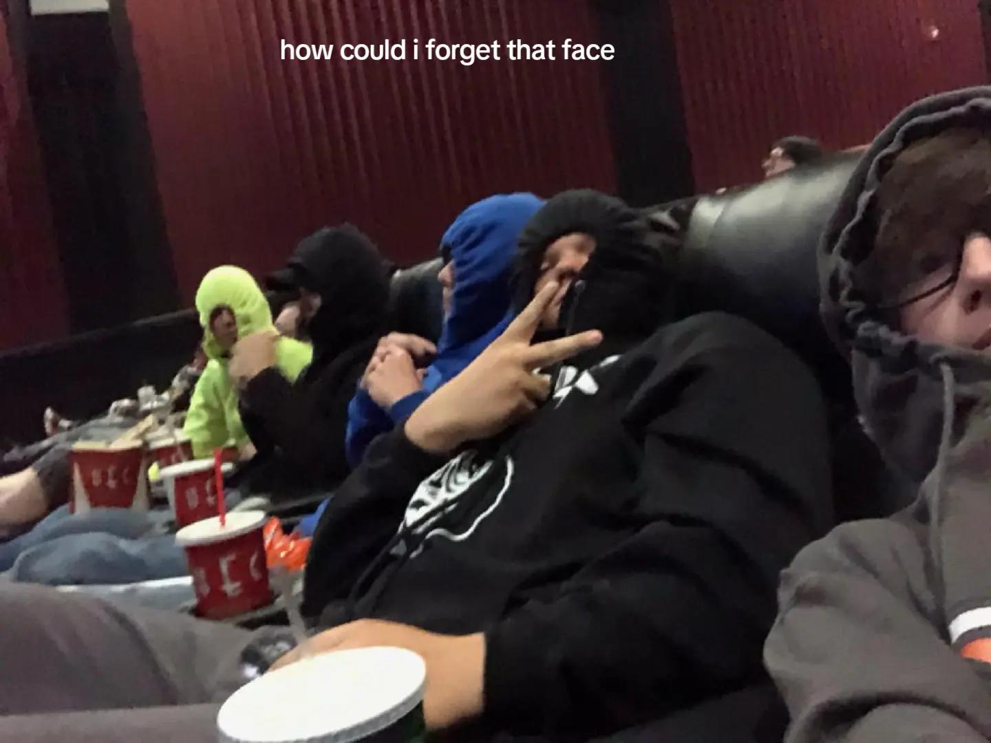@𝕋𝕣𝕠𝕠𝕞𝕠𝕠🐮🥛