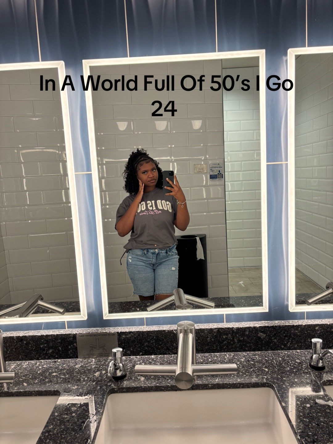 @NiaAsantee