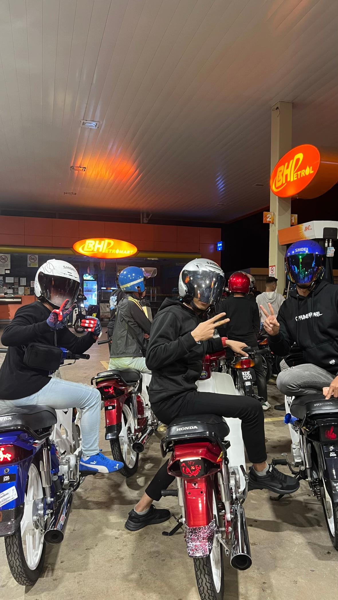 @𝓹