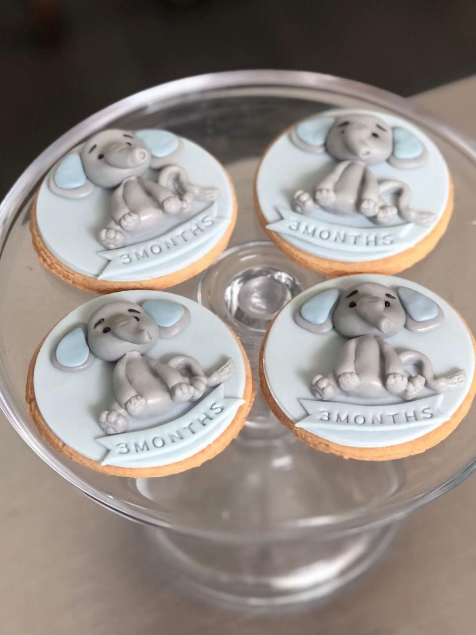 @Swell Sweets Cake Lab