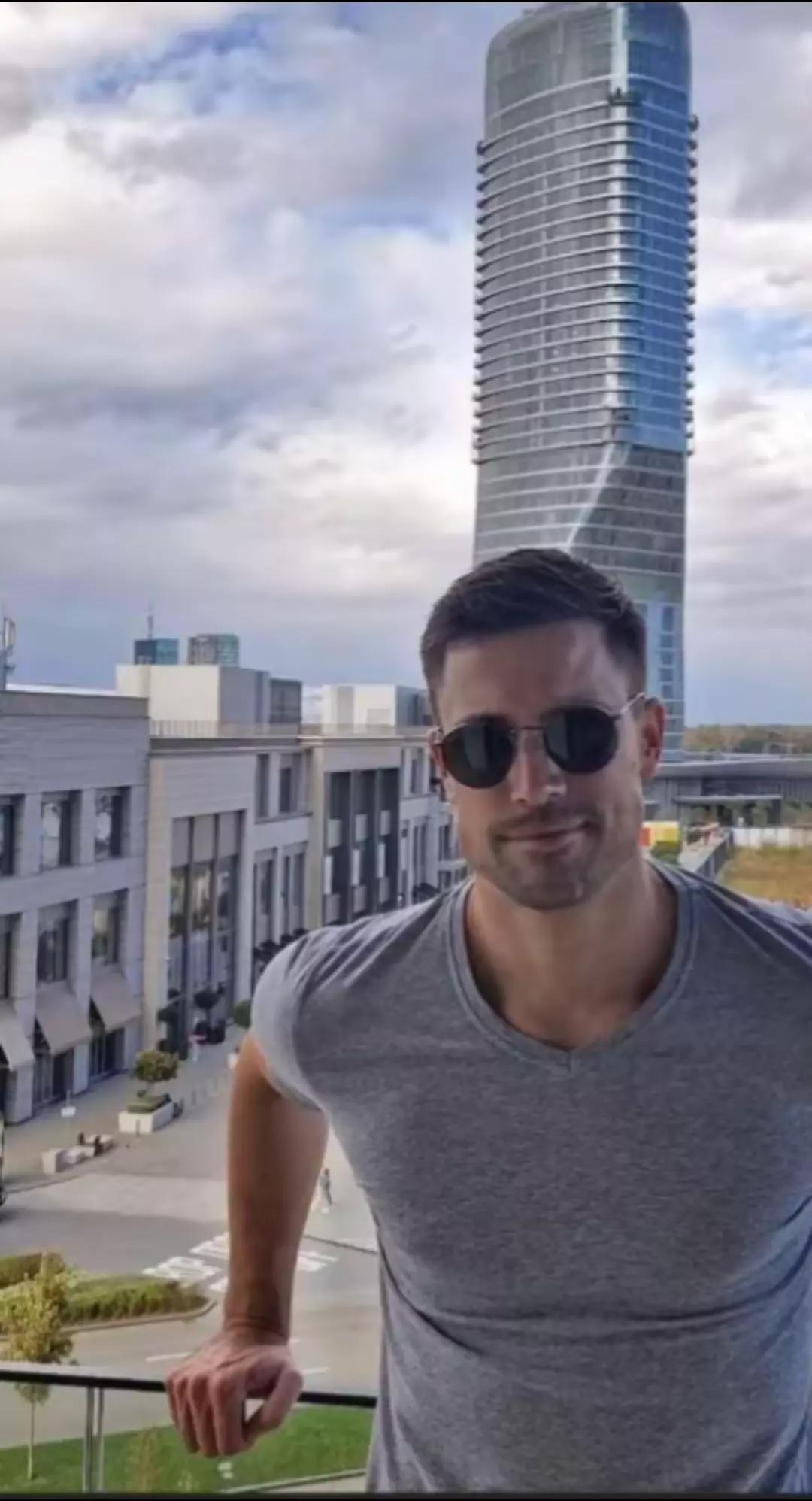 @DR. VASILIJE VUJOVIC