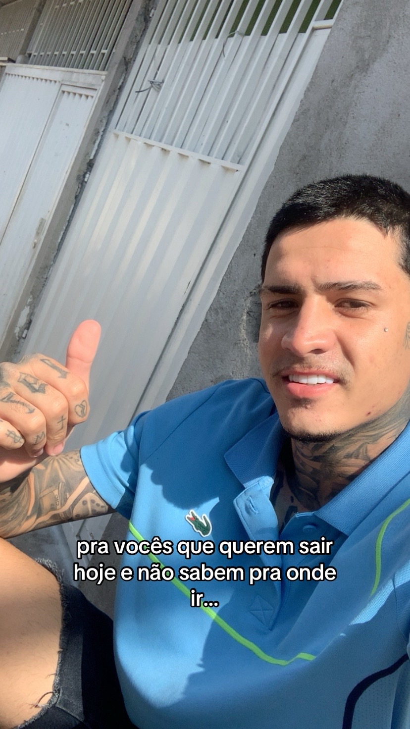 @cL