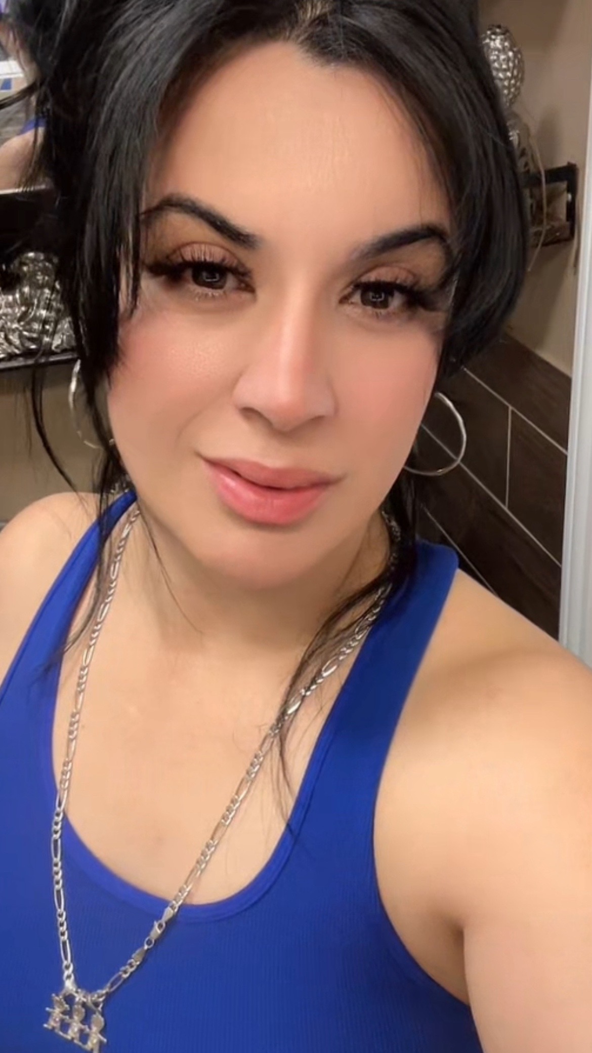 @dora35