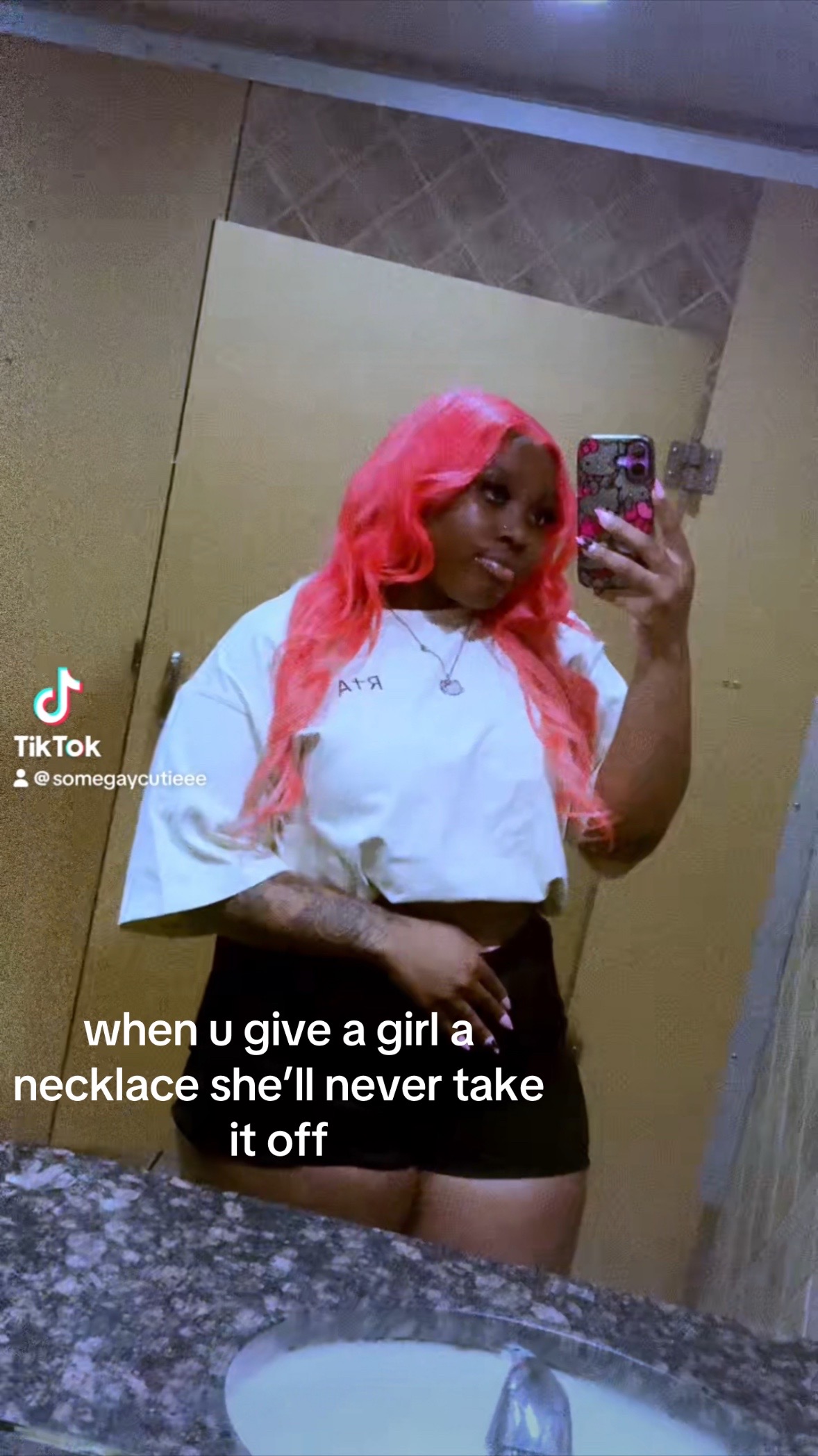 @a gay girl who hates girls