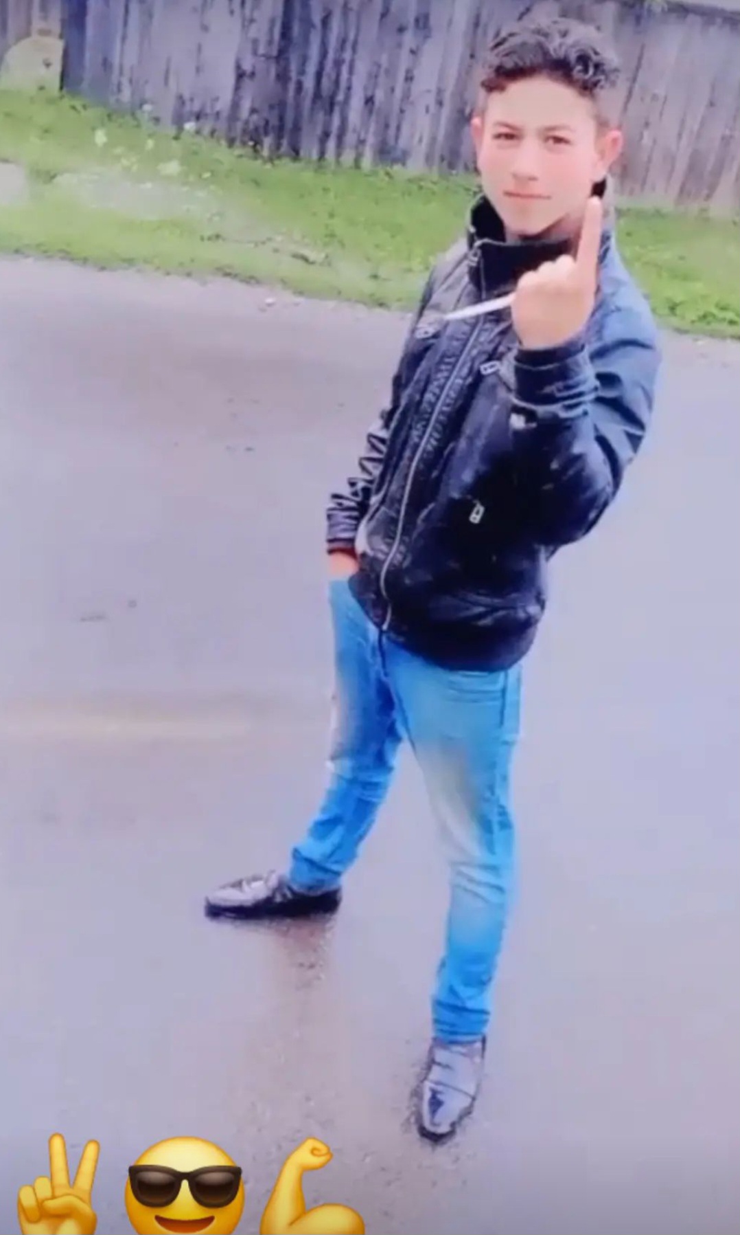 @Marjusz sefo vosrul😎
