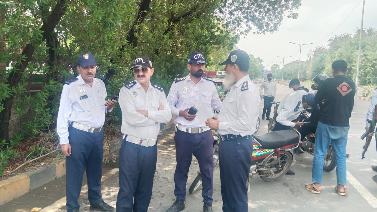 @Lahore Traffic Police Official