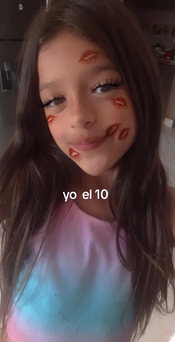 @nikol trochez