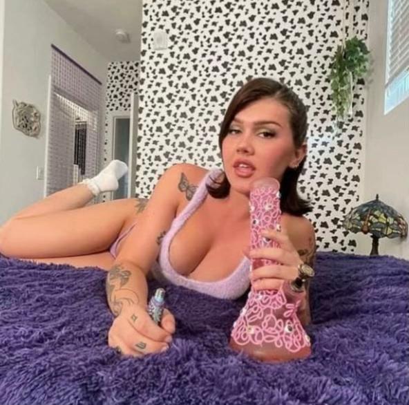 @Goddess Daisy Taylor 🏳️⚧️