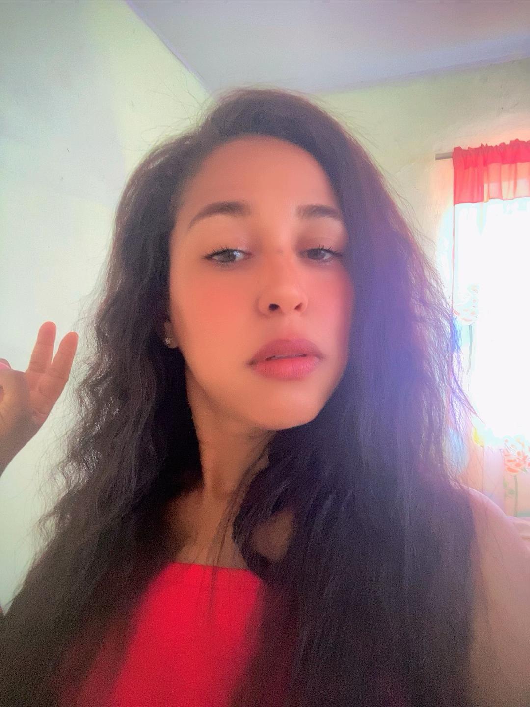 @Eli🌹🫰