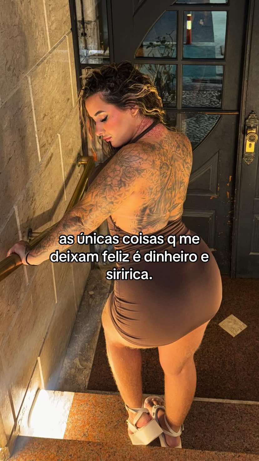 @Lara Emanuelle