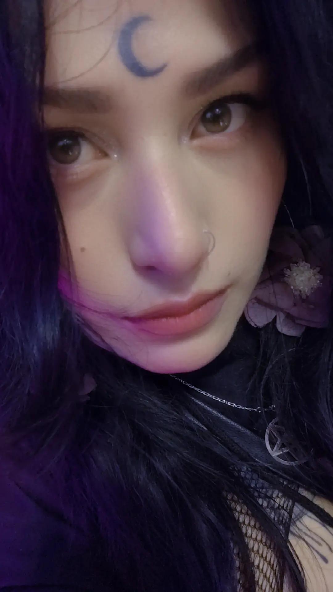 @L&iacute;nn 🔵