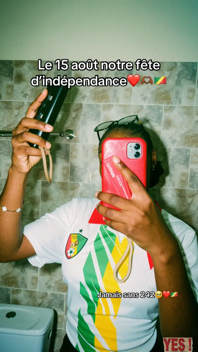 @𝐒𝐀𝐑𝐀𝐇🦋.