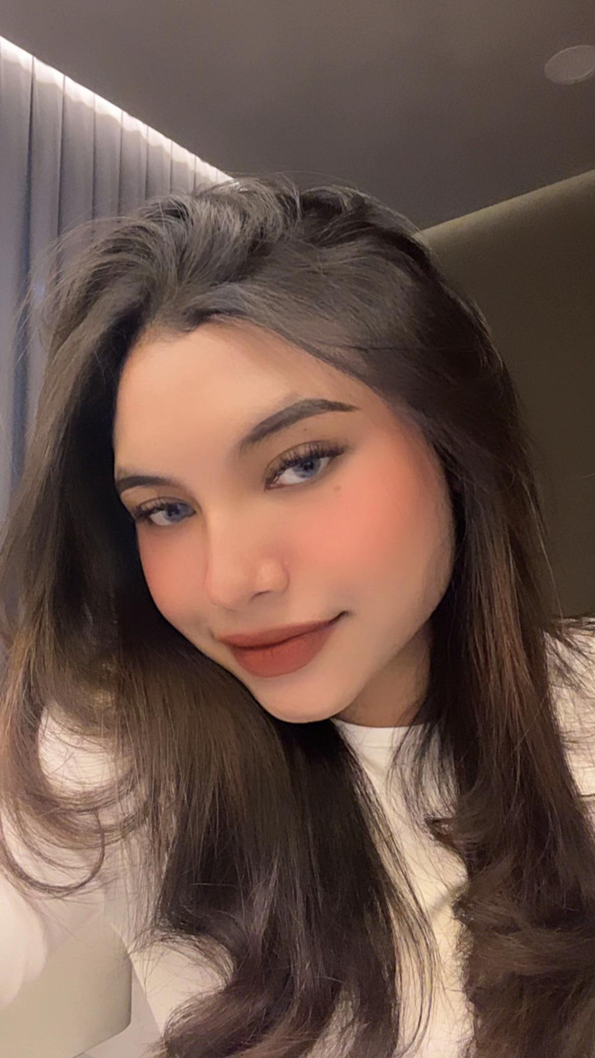 @sssyella