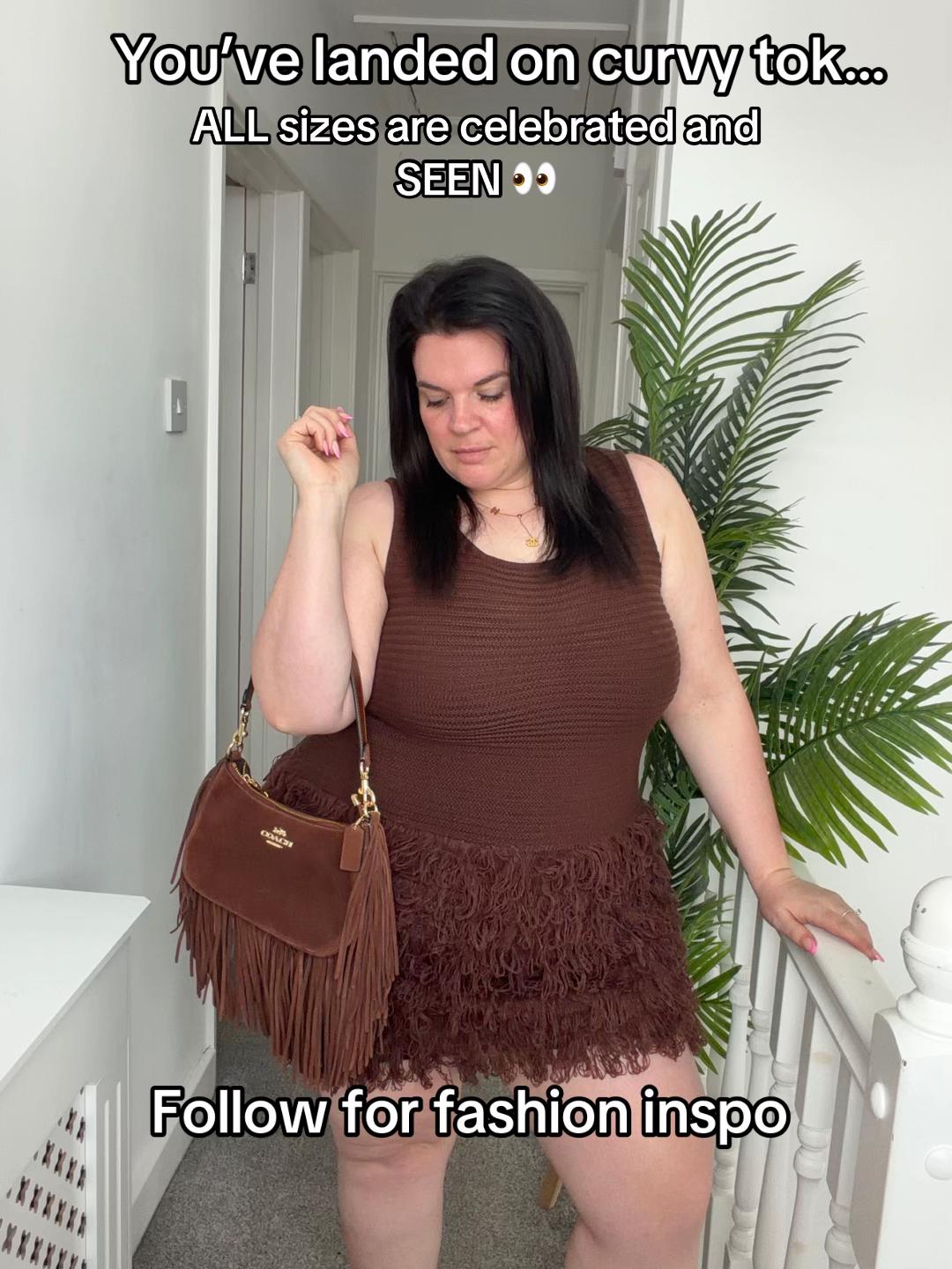 @curvycloset