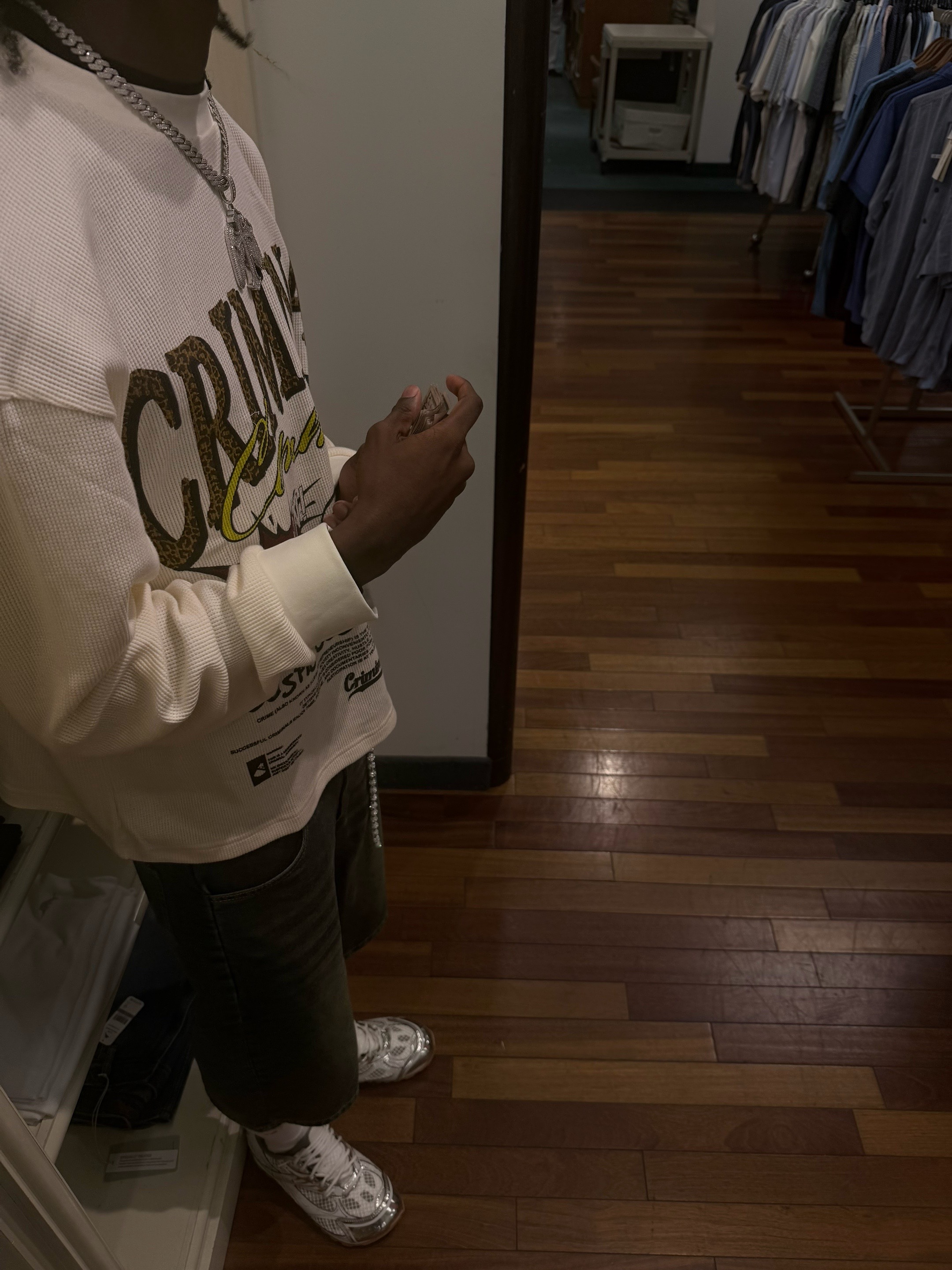 @1 of 1