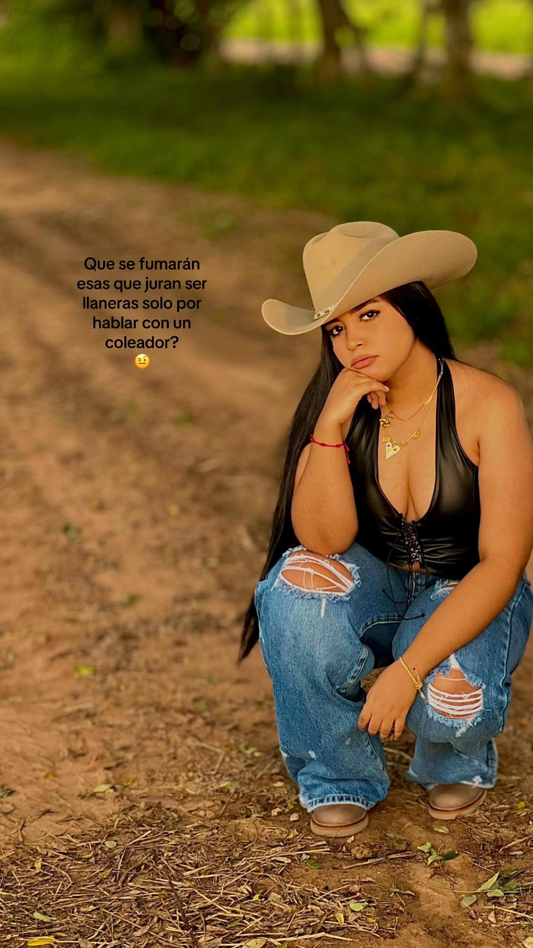 @CR℧