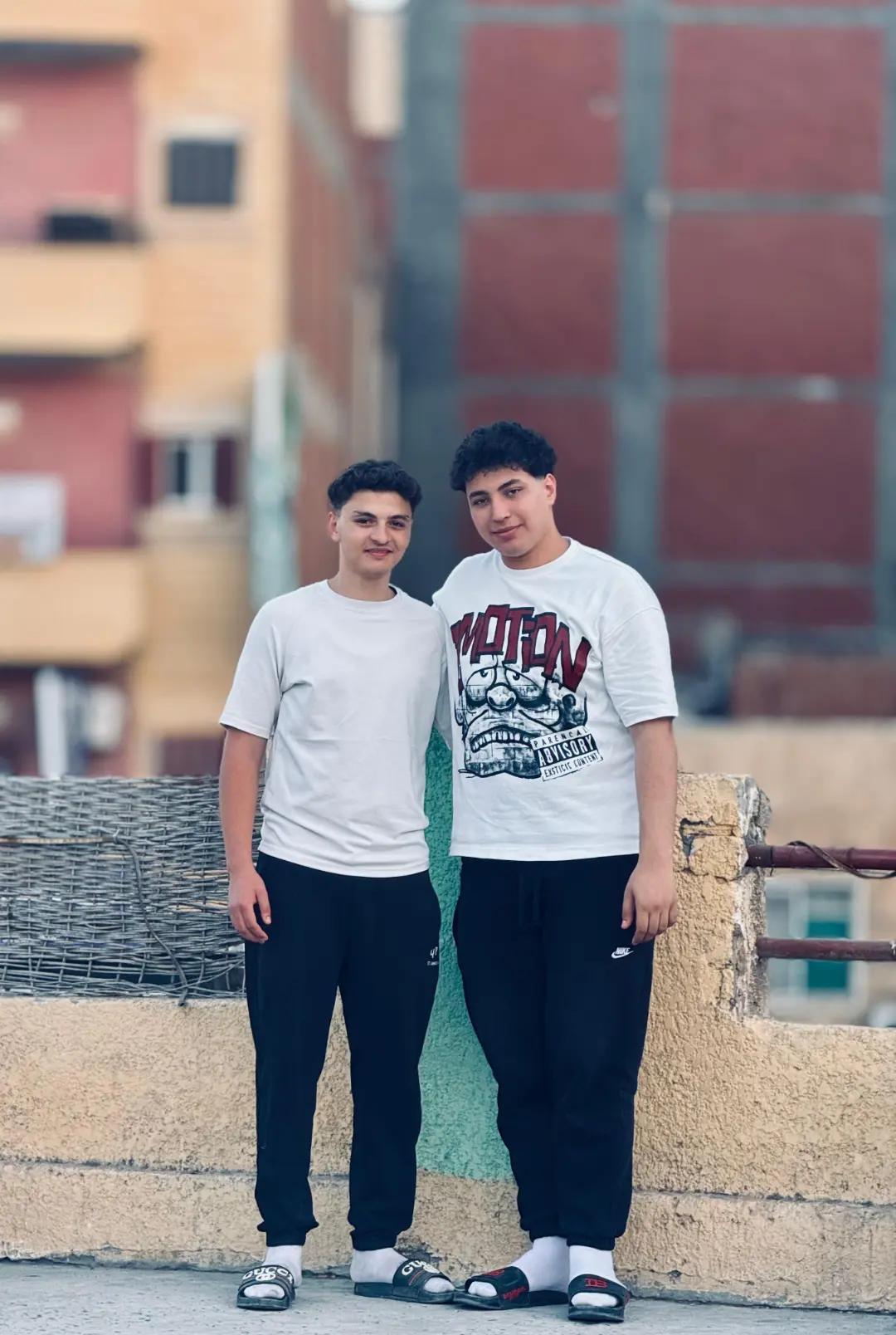 @عــــــــز و ز 👨🏻🦳