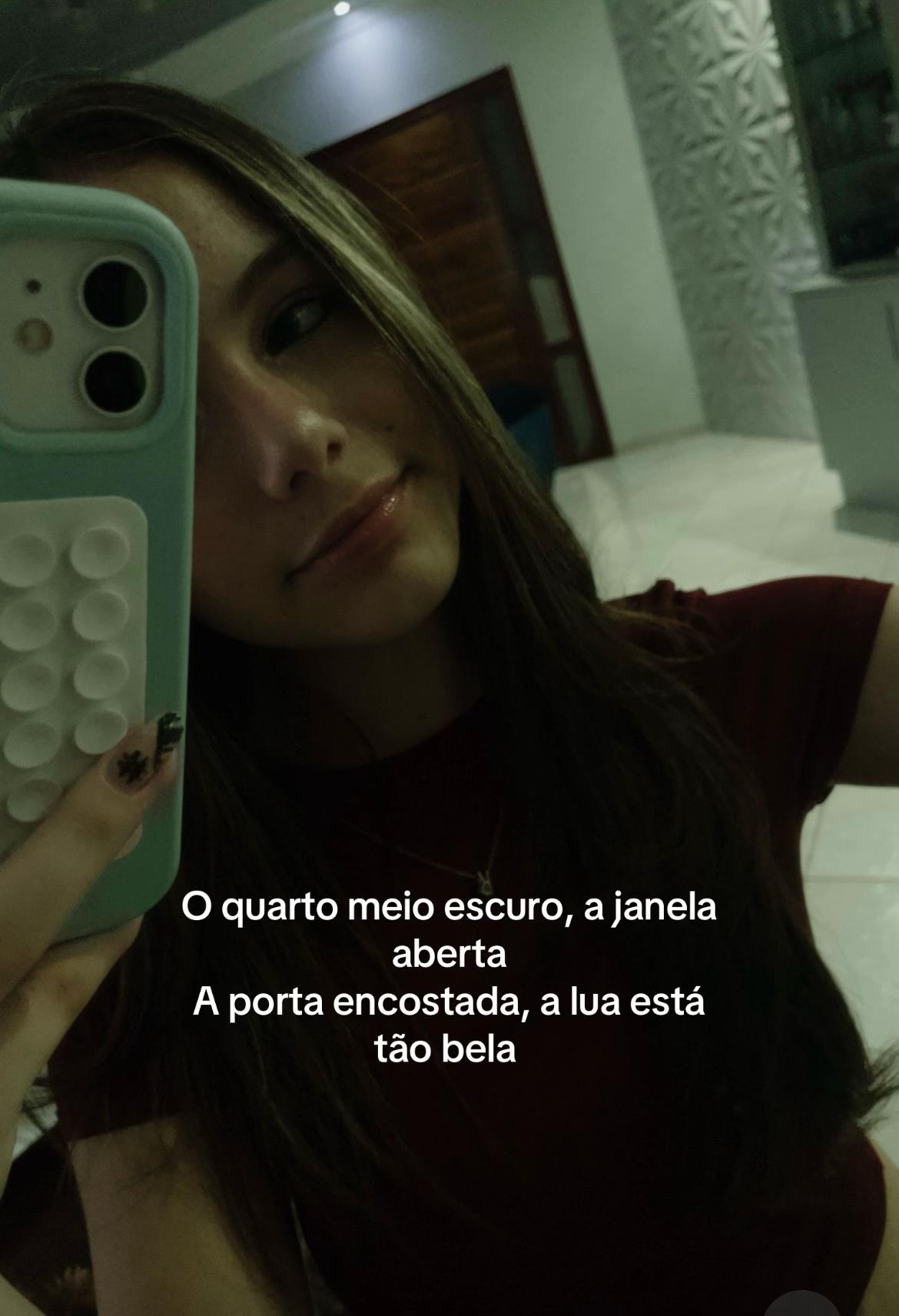 @secretsmoongirl