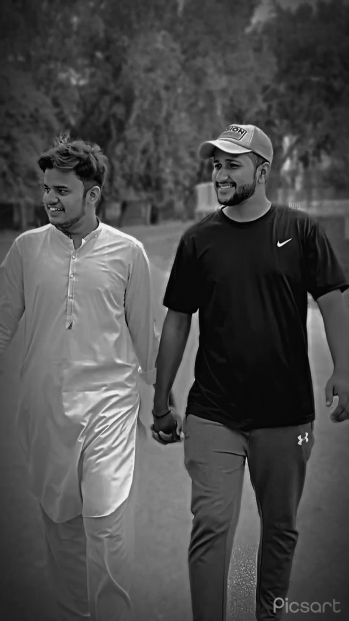 @🇵🇰 𝗭𝗘𝗘ش𝗔𝗡 🇦🇪